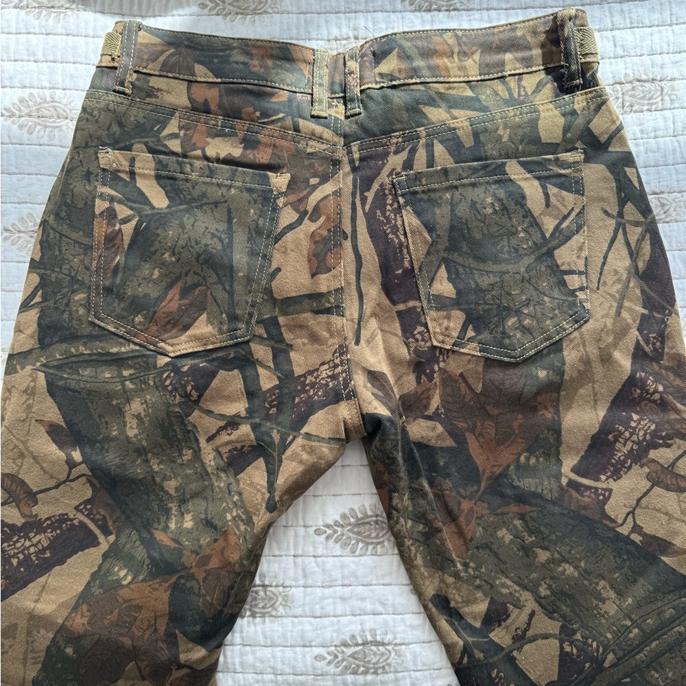 Fashion Nova Camo Jeans - Picture 4 of 4